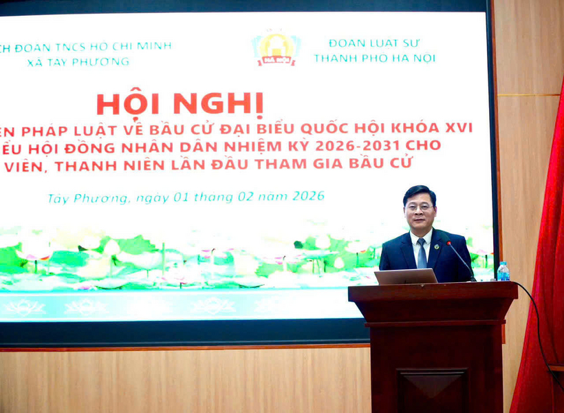 Luật sư Nguyễn Văn Hà phát biểu tại Hội nghị.