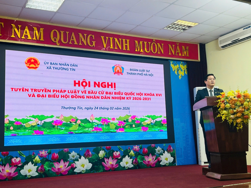 Luật sư Nguyễn Văn Hà phát biểu tại Hội nghị.