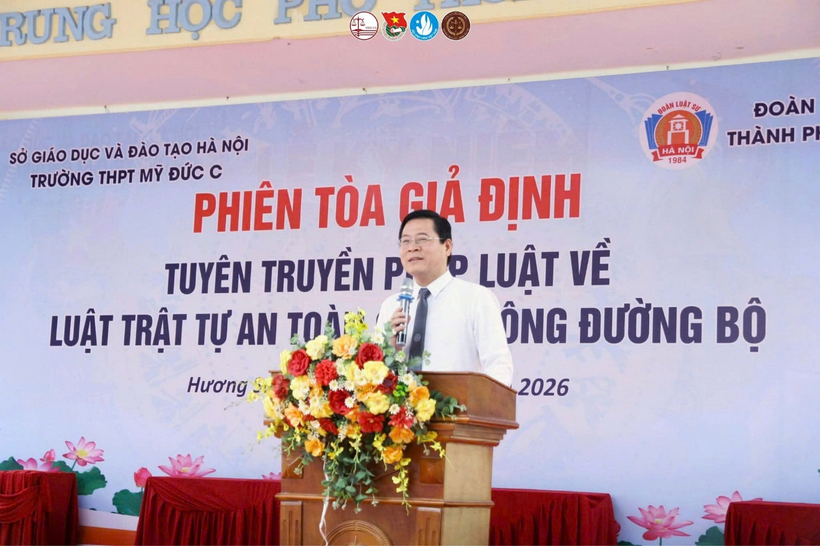 Luật sư Nguyễn Văn Hà phát biểu khai mạc Chương trình.