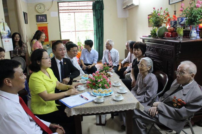 Lễ trao tặng huy hiệu 70 năm tuổi Đảng cho đồng chí Ngô Kiên đợt 02/9/2015 32 IMG 1391