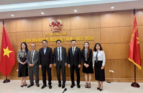 LUẬT SƯ HÀ NỘI ĐỒNG HÀNH PHÁP LÝ CÙNG NGƯỜI VIỆT NAM TẠI ĐÀI LOAN 11 DL10