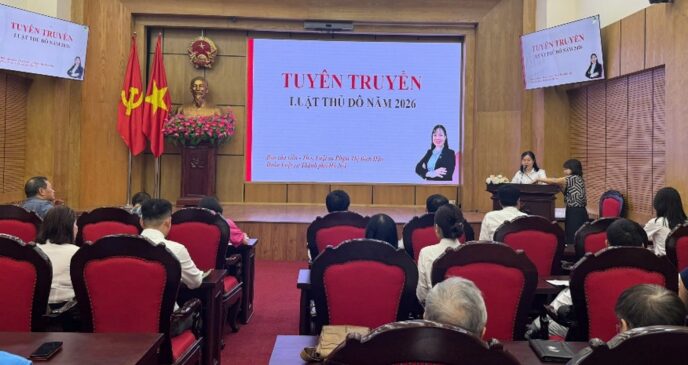 ĐOÀN LUẬT SƯ THÀNH PHỐ HÀ NỘI TUYÊN TRUYỀN LUẬT THỦ ĐÔ 2026 TẠI PHƯỜNG NGỌC HÀ 2 HH2