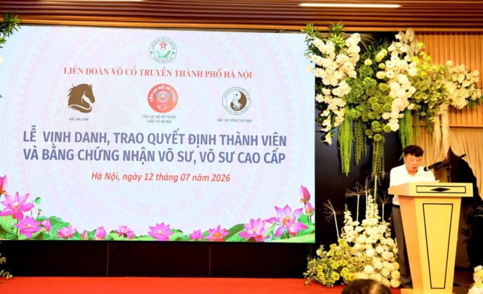 CÂU LẠC BỘ VÕ THUẬT LUẬT SƯ HÀ NỘI CHÍNH THỨC TRỞ THÀNH HỘI VIÊN LIÊN ĐOÀN VÕ CỔ TRUYỀN THÀNH PHỐ HÀ NỘI 8 IMG 0902