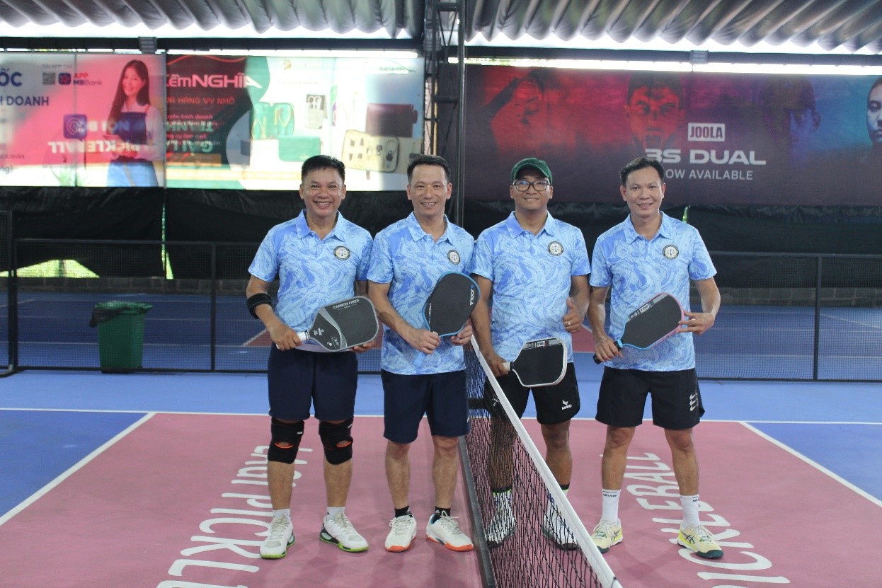 LUẬT SƯ CỦA ĐOÀN LUẬT SƯ TP. HÀ NỘI VÔ ĐỊCH GIẢI PICKLEBALL LAGI 2026. 6 LUAT SU CUA DOAN LUAT SU TP. HA NOI VO DICH GIAI PICKLEBALL LAGI 2026 05