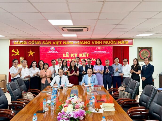 Đoàn Luật sư TP Hà Nội và VBLC ký kết hợp tác, nâng cao năng lực luật sư trong tiến trình hội nhập 3 VBLC2