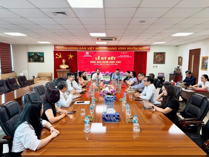 Đoàn Luật sư TP Hà Nội và VBLC ký kết hợp tác, nâng cao năng lực luật sư trong tiến trình hội nhập 6 VBLC5