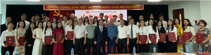 Đoàn Luật sư thành phố Hà Nội tổ chức Lễ kết nạp Luật sư Đợt 04 năm 2025 đối với 47 Luật sư thành viên mới 3 anh lshn3