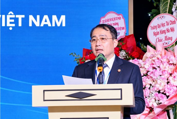 Luật sư Huỳnh Phương Nam, Chủ nhiệm Đoàn Luật sư TP. Hà Nội phát biểu khai mạc