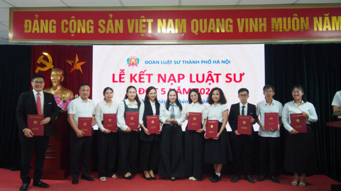 ĐOÀN LUẬT SƯ THÀNH PHỐ HÀ NỘI KẾT NẠP VÀ TRAO THẺ LUẬT SƯ ĐỢT 5 NĂM 2026 6 knd5 6