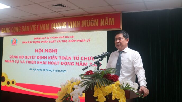 BAN XÂY DỰNG PHÁP LUẬT VÀ TRỢ GIÚP PHÁP LÝ NHIỆM KỲ XI ĐOÀN LUẬT SƯ THÀNH PHỐ HÀ NỘI KIỆN TOÀN 1 lsLe Trung Son