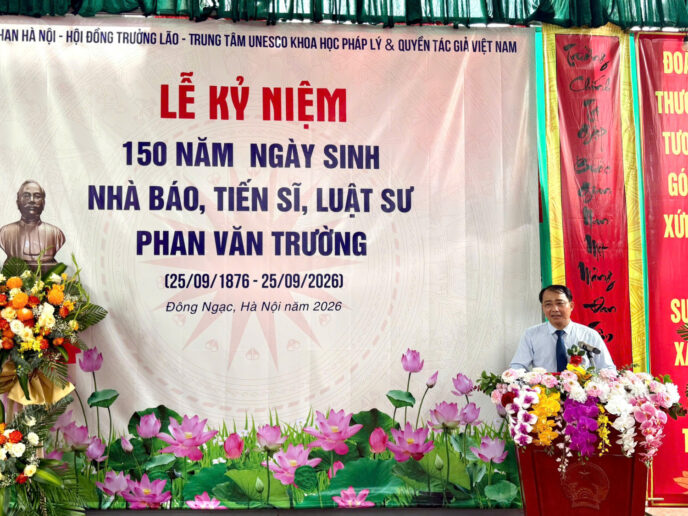ĐOÀN LUẬT SƯ TP HÀ NỘI DỰ LỄ KỶ NIỆM 150 NĂM NGÀY SINH NHÀ BÁO, TIẾN SĨ, LUẬT SƯ PHAN VĂN TRƯỜNG 5 pvt5