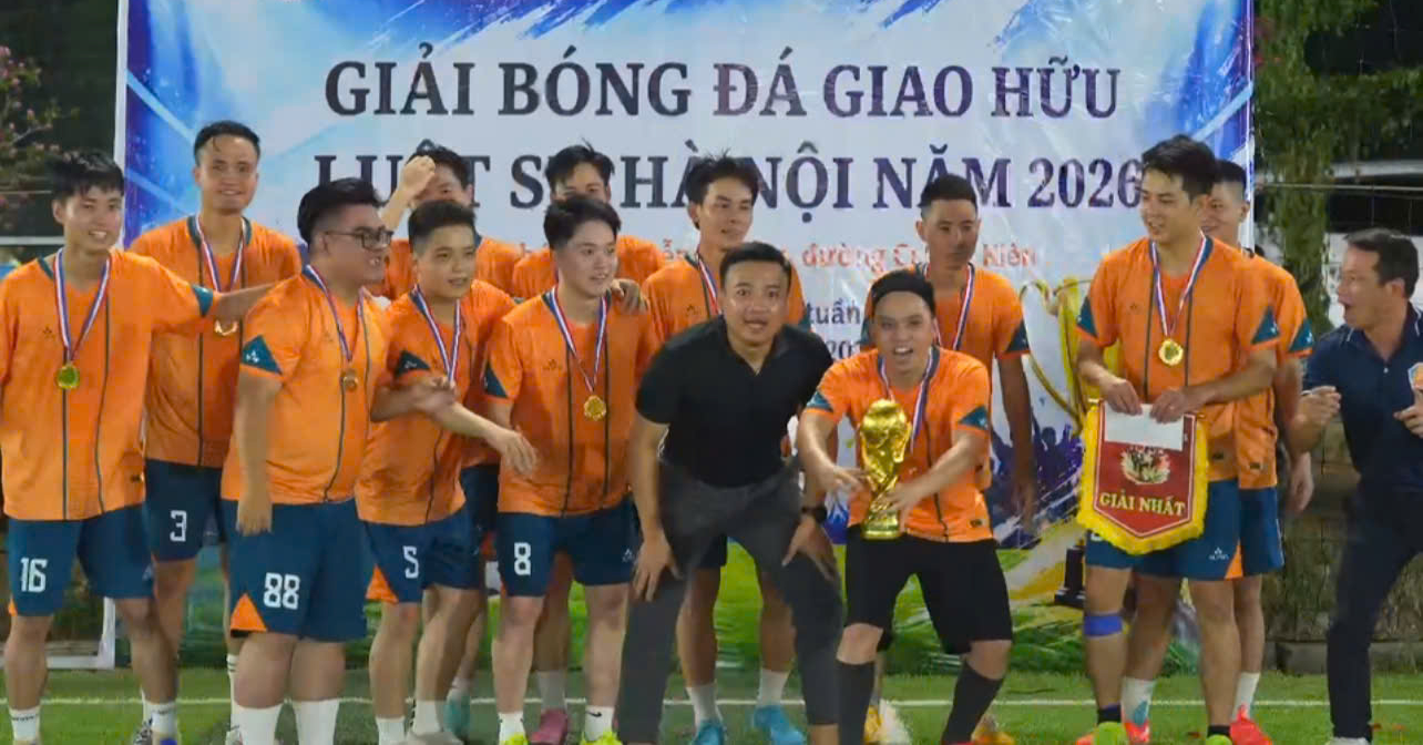 Luật Thái Cực FC nâng Cúp vô địch Giải bóng đá Cúp Tứ Hùng năm 2026